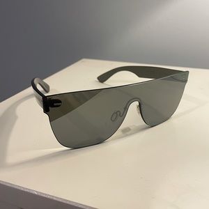 RETROSUPERFUTURE mirror, frameless sunglasses